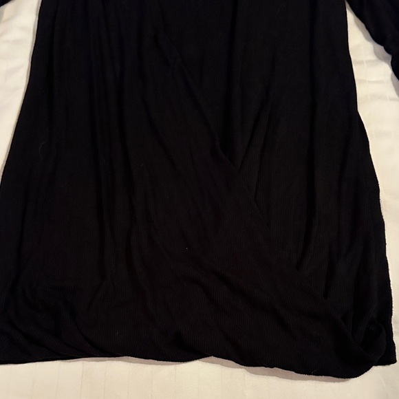 Laila Jayde Black Textured Knit Top - Picture 3 of 4